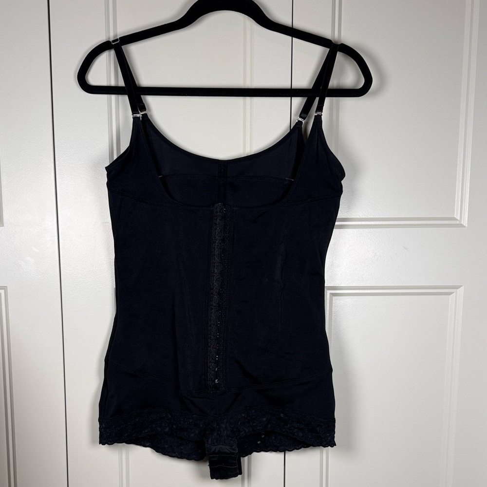 Vedette Shapewear Compression Corsetette Size 42 (2X) Black Style 136